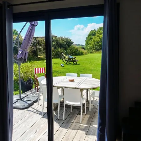 Spacieuse Maison Avec Jardin Pres De