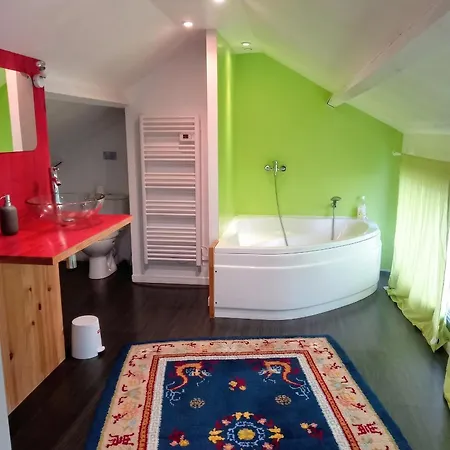 Feriehus Spacieuse Maison Avec Jardin Pres De